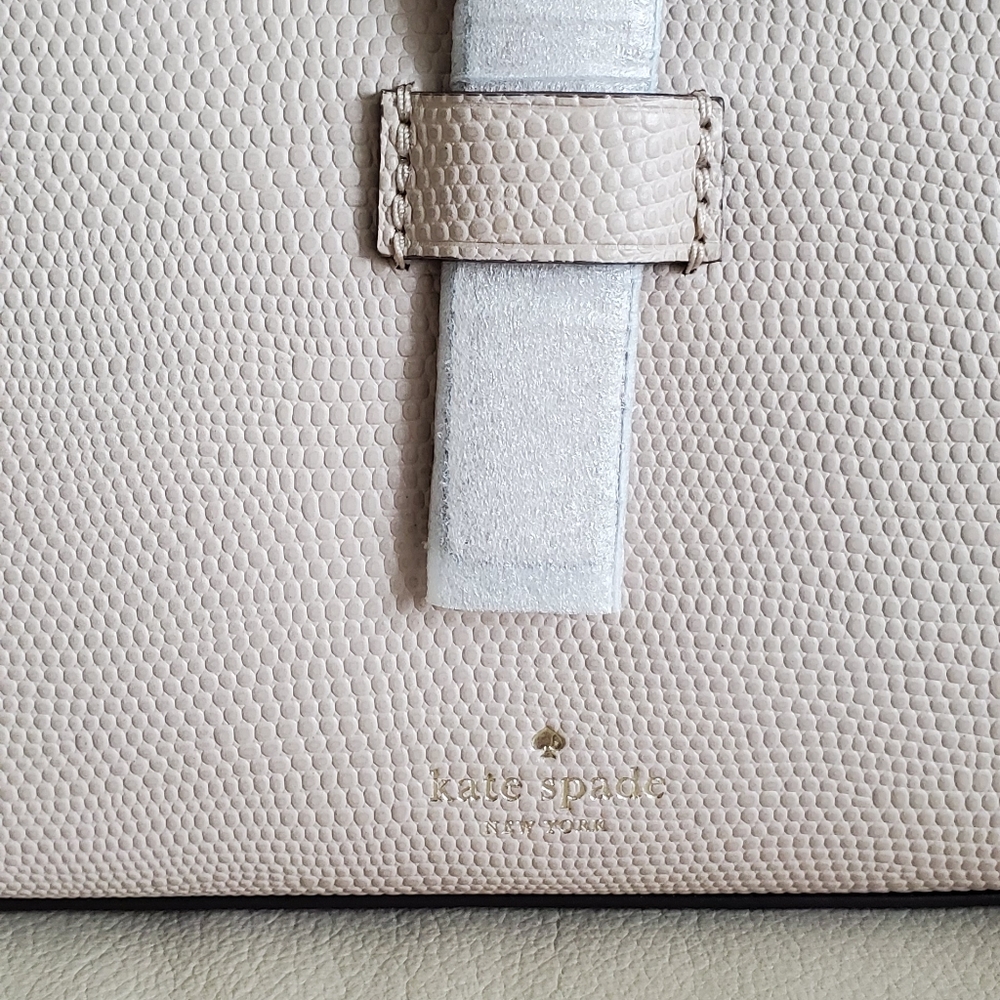 NWT Authentic Kate spade crossbody purse - Picture 3 of 9